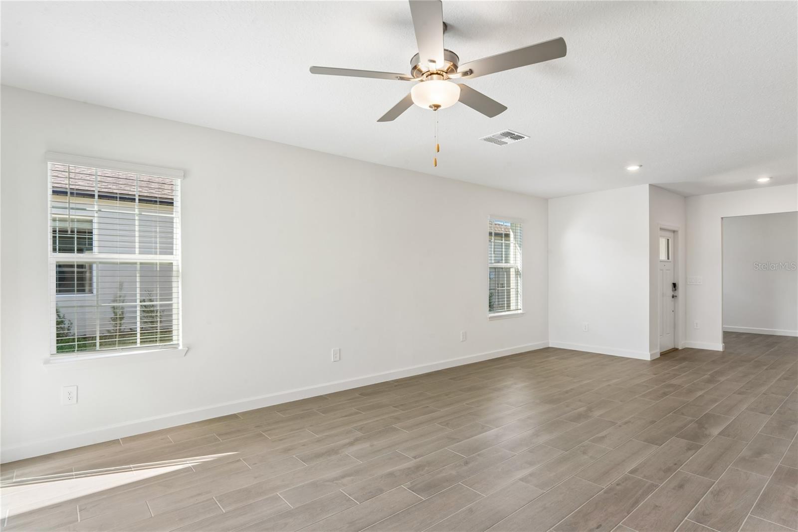 Image 9 of 44 For 6692 Homebound Way