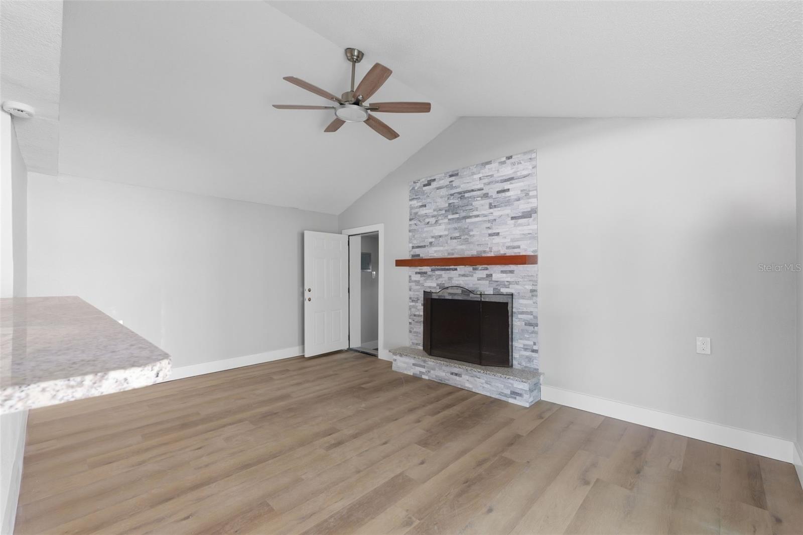 Image 48 of 51 For 7608 Yachtsman Drive