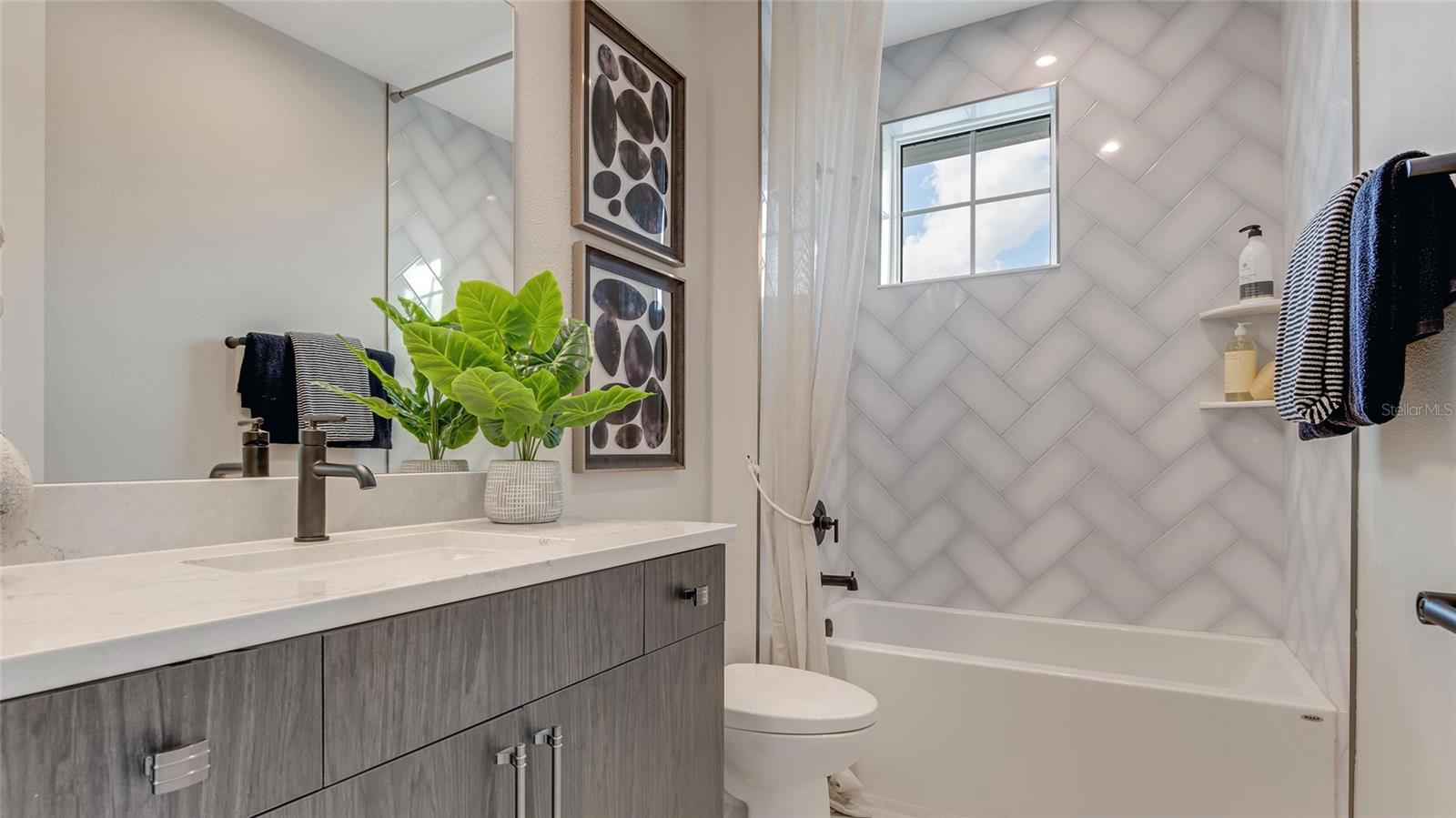 Image 23 of 27 For 1314 Cresswind Boulevard