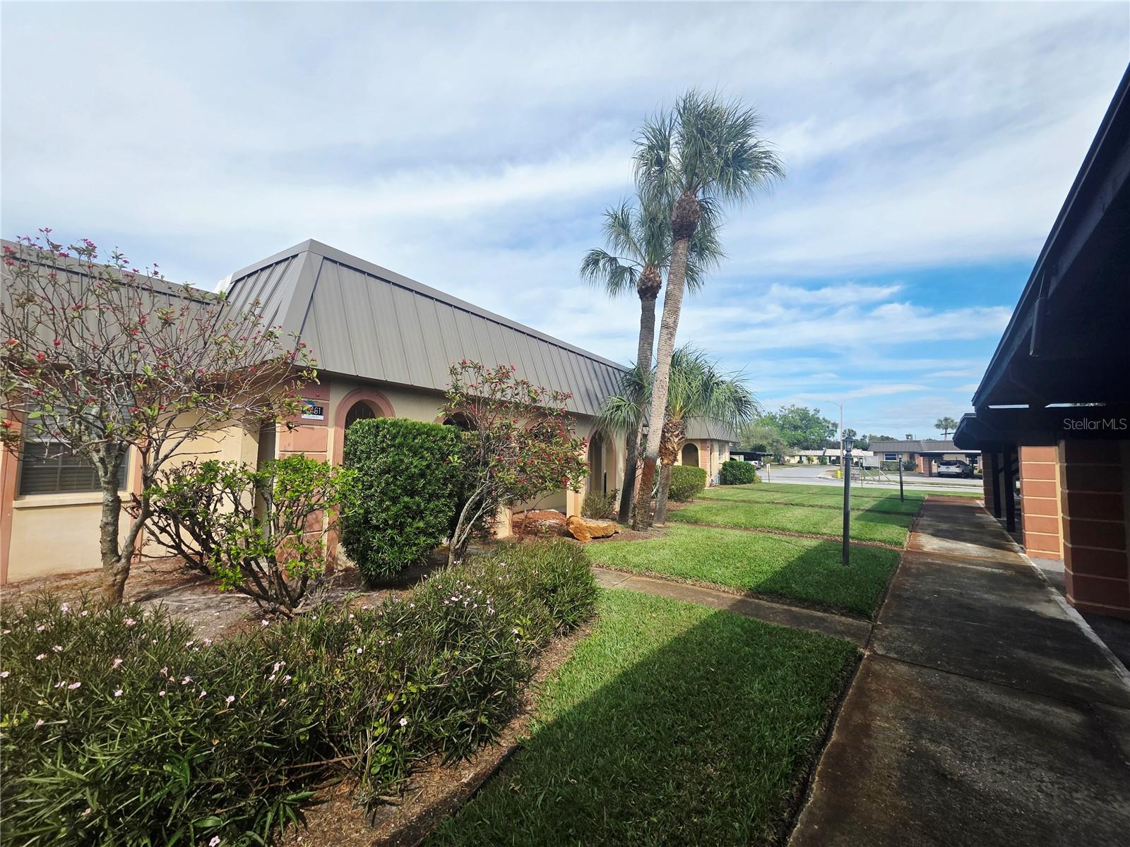 Listing photo id 0 for 4461 Rustic Drive 4461