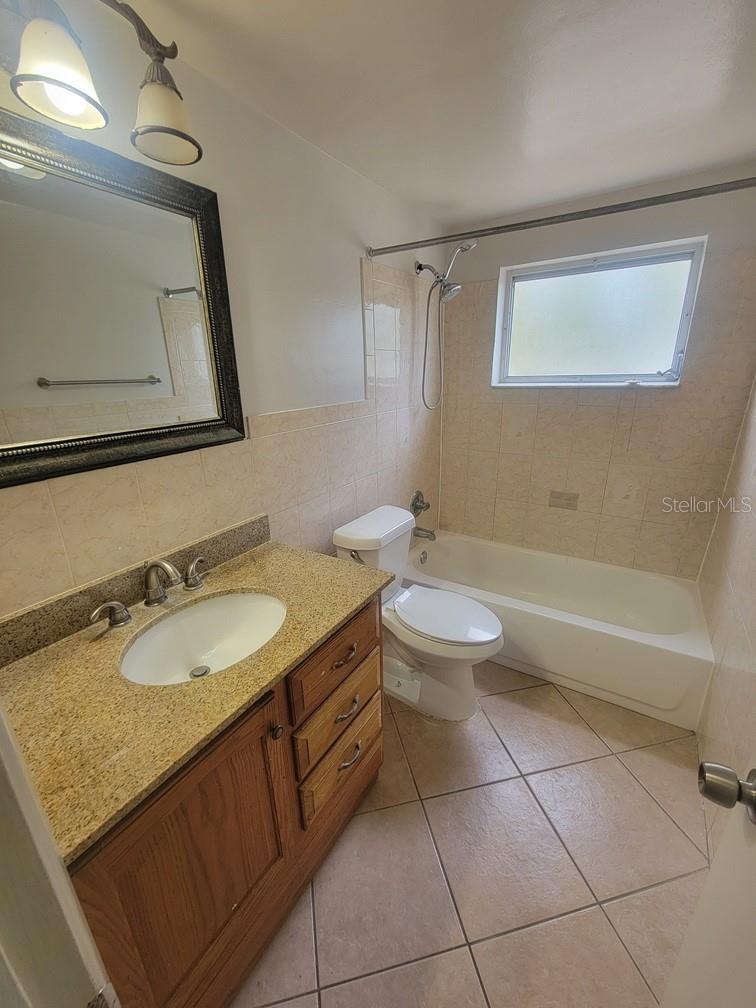 Image 15 of 19 For 3413 Atlantis Drive Ne