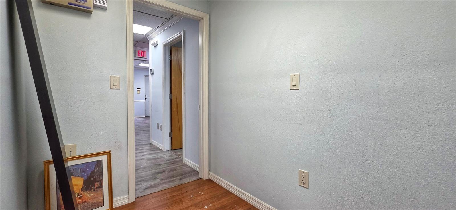 Image 20 of 22 For 2323 Curlew Road 7b