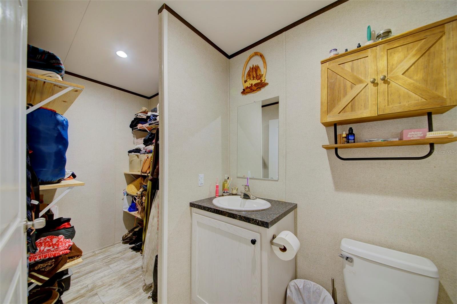 Image 27 of 43 For 9025 Yogi Place