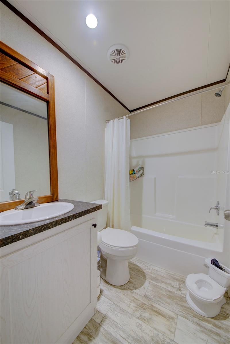 Image 33 of 43 For 9025 Yogi Place