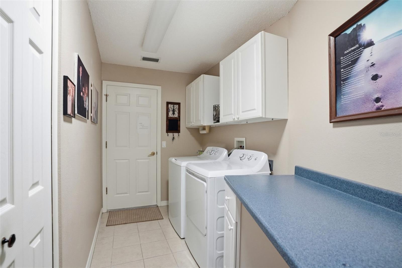 Image 25 of 45 For 18427 Water Lily Lane