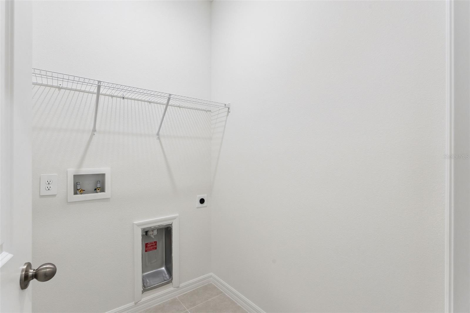 Image 20 of 21 For 826 Emerald Grove Drive