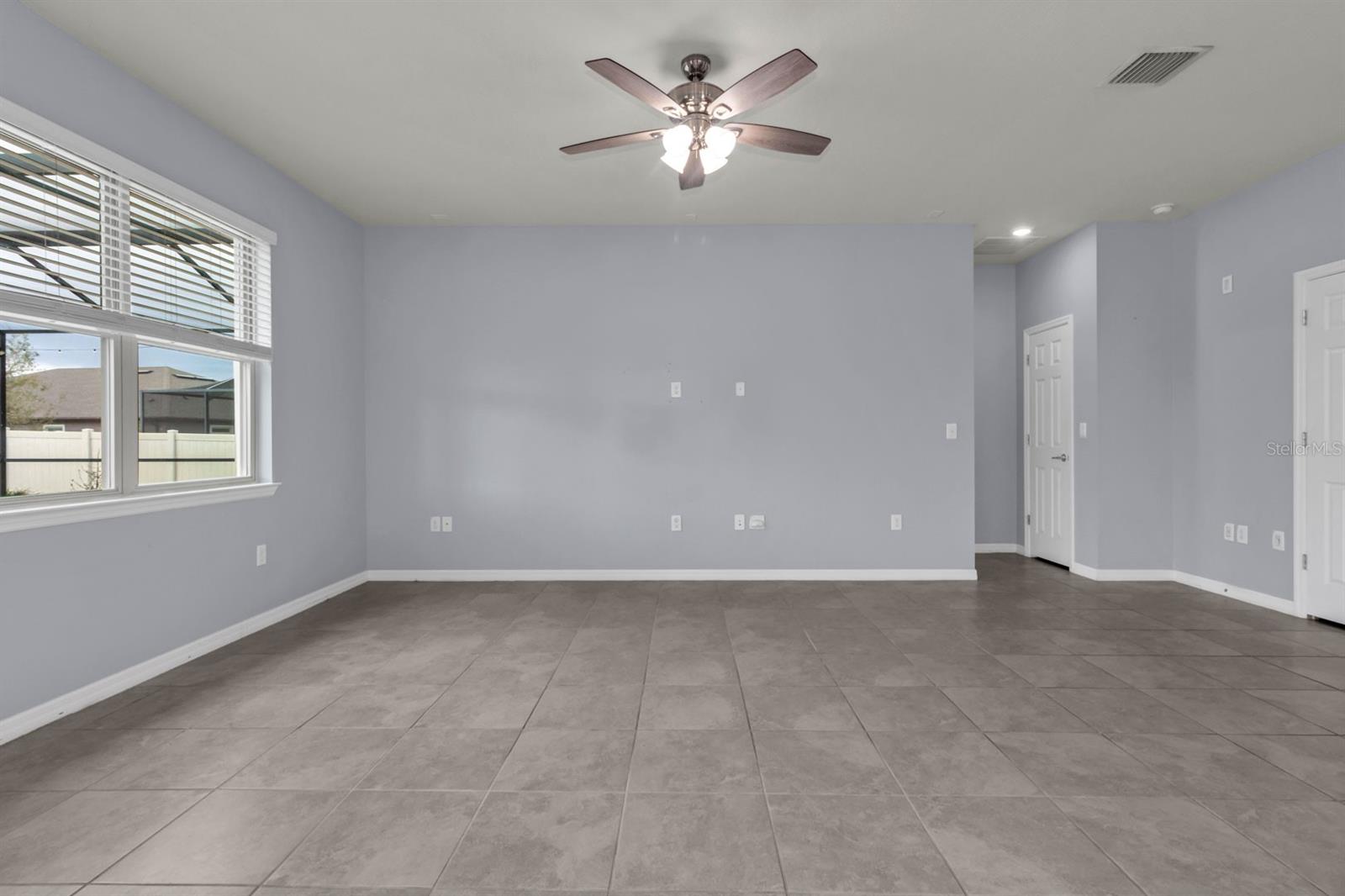 Image 6 of 33 For 12653 Palapa Loop