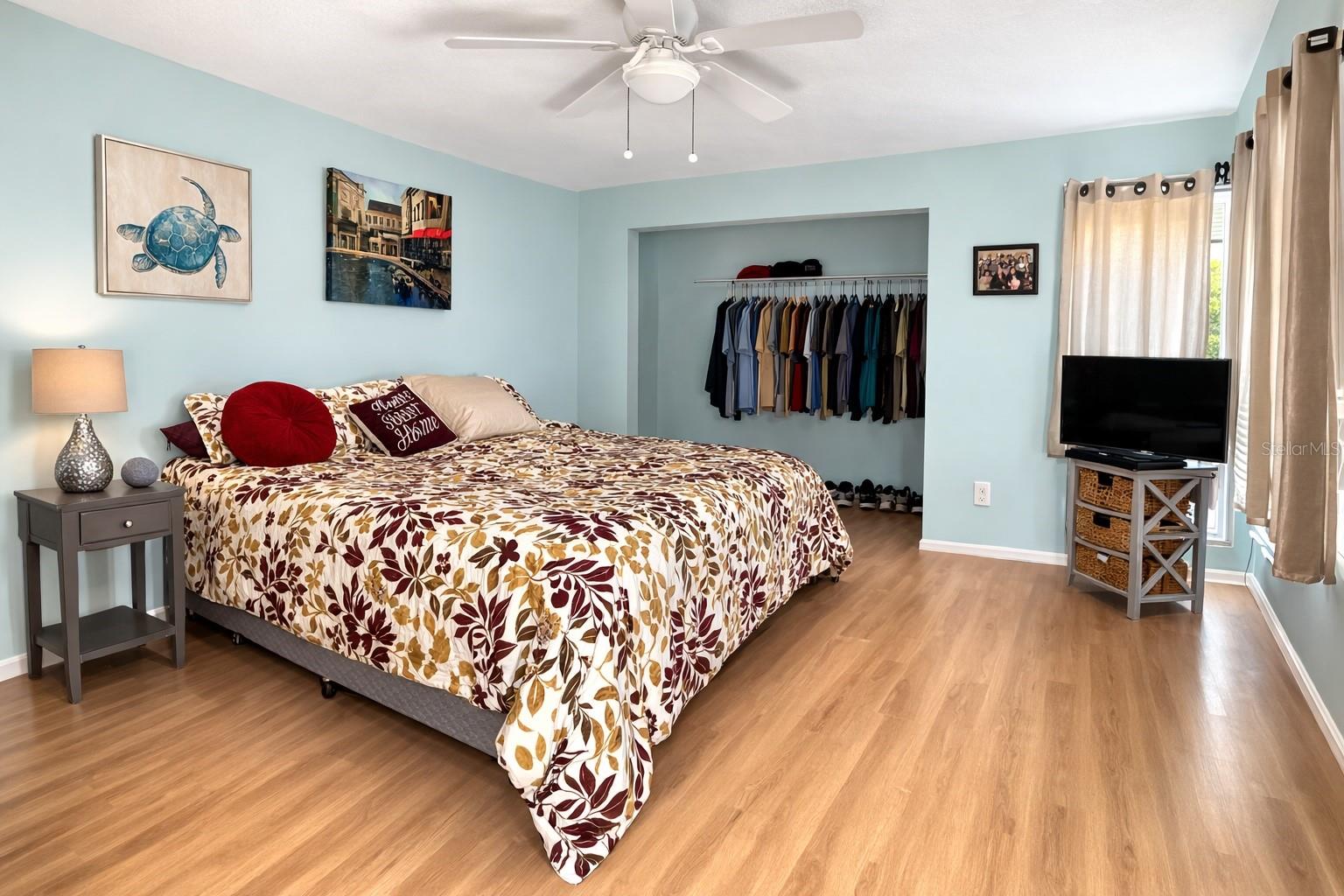 Image 4 of 7 For 9374 Nakoma Way 0009