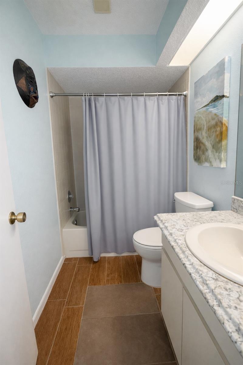 Image 6 of 7 For 9374 Nakoma Way 0009