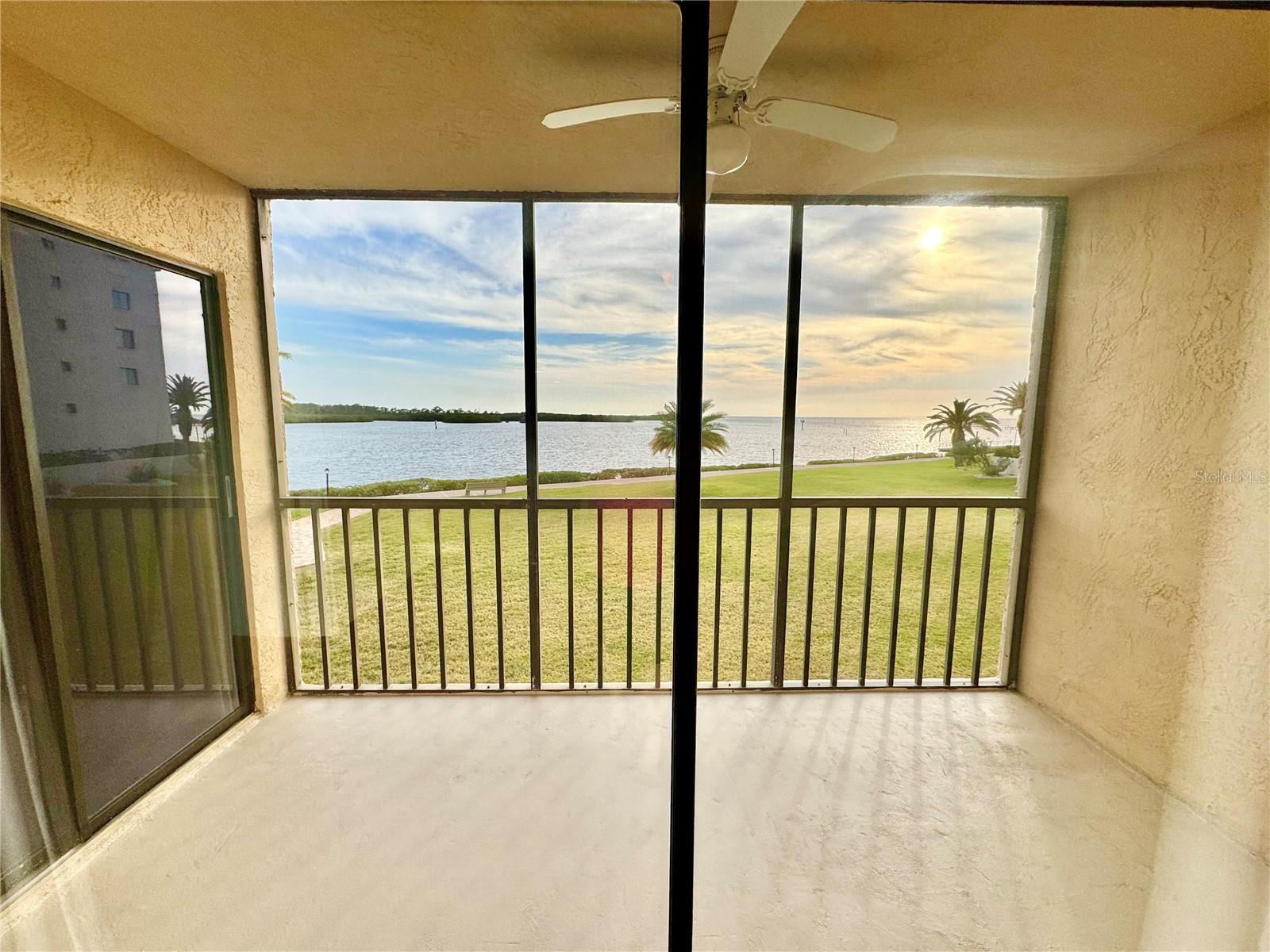 Image 18 of 46 For 4620 Bay Boulevard 1116