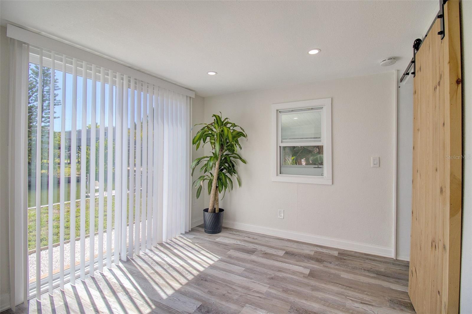 Image 11 of 27 For 6820 Sea Ranch Drive