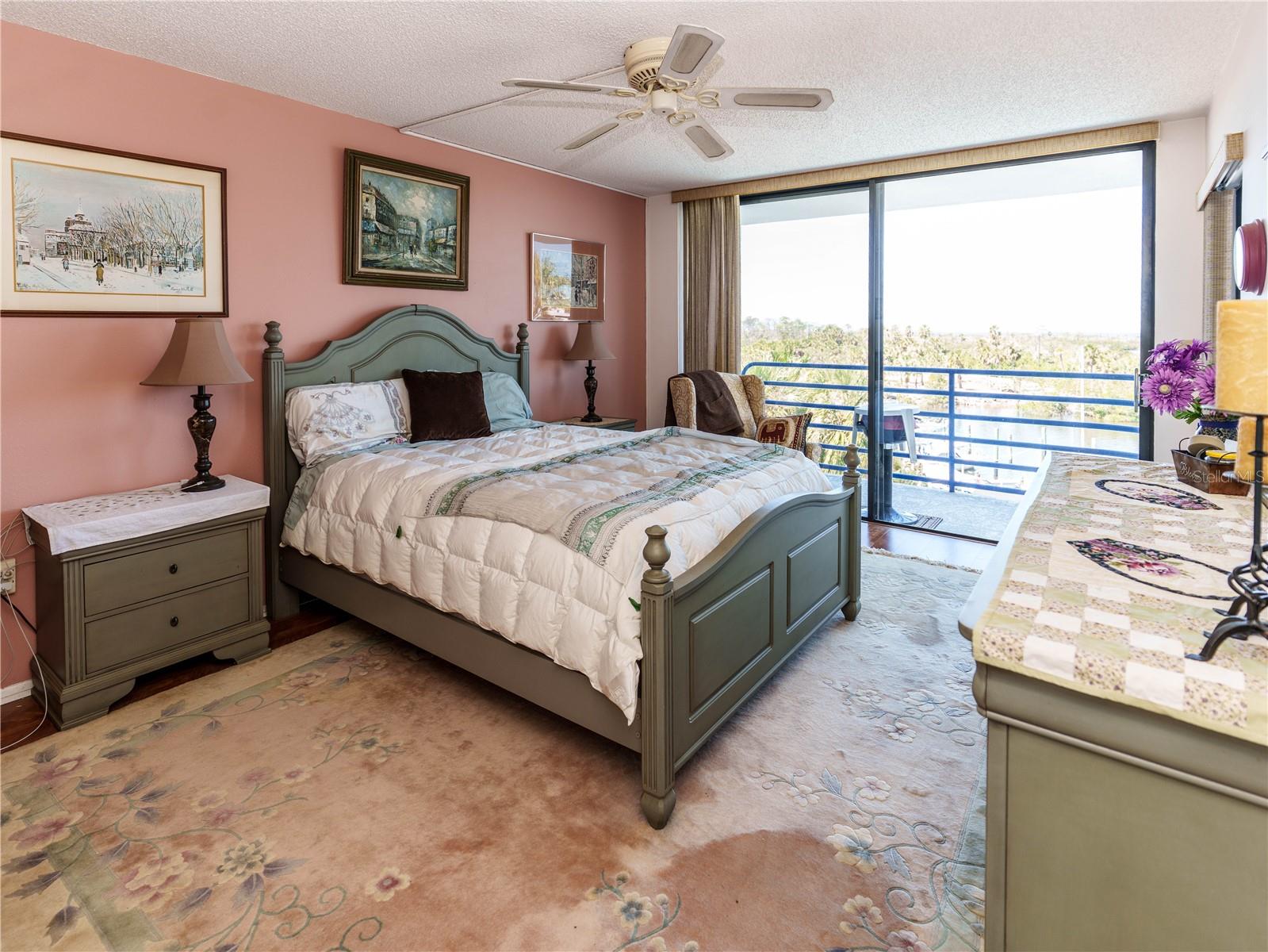 Image 12 of 44 For 4823 Ebbtide Lane 302