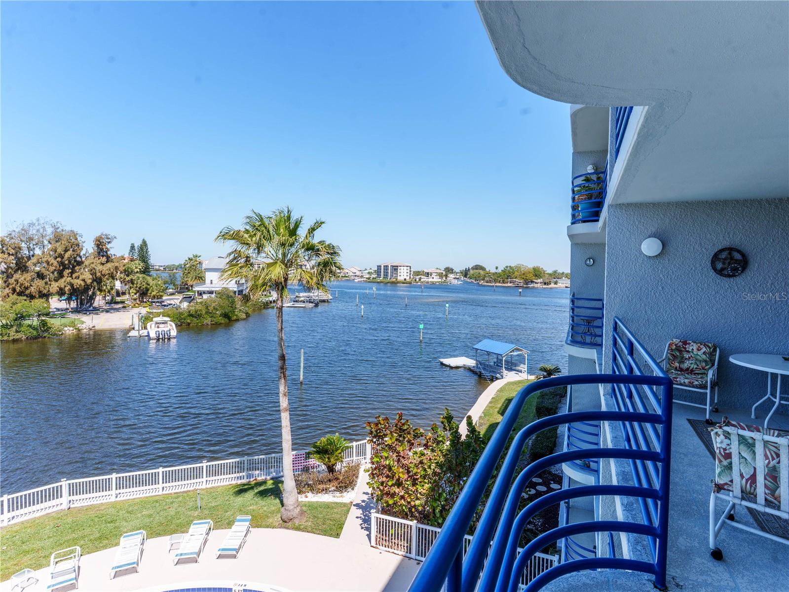 Image 20 of 44 For 4823 Ebbtide Lane 302