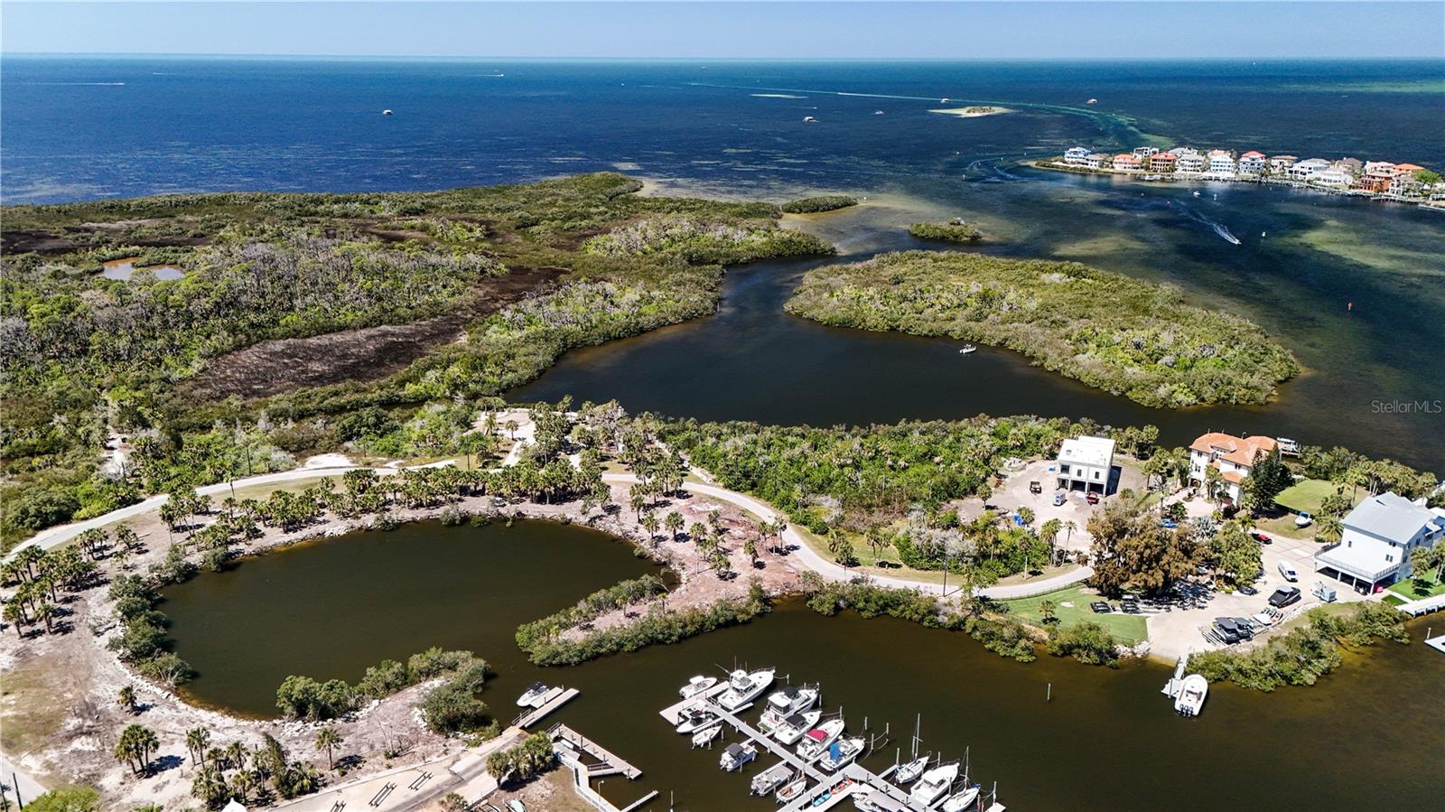 Image 38 of 44 For 4823 Ebbtide Lane 302