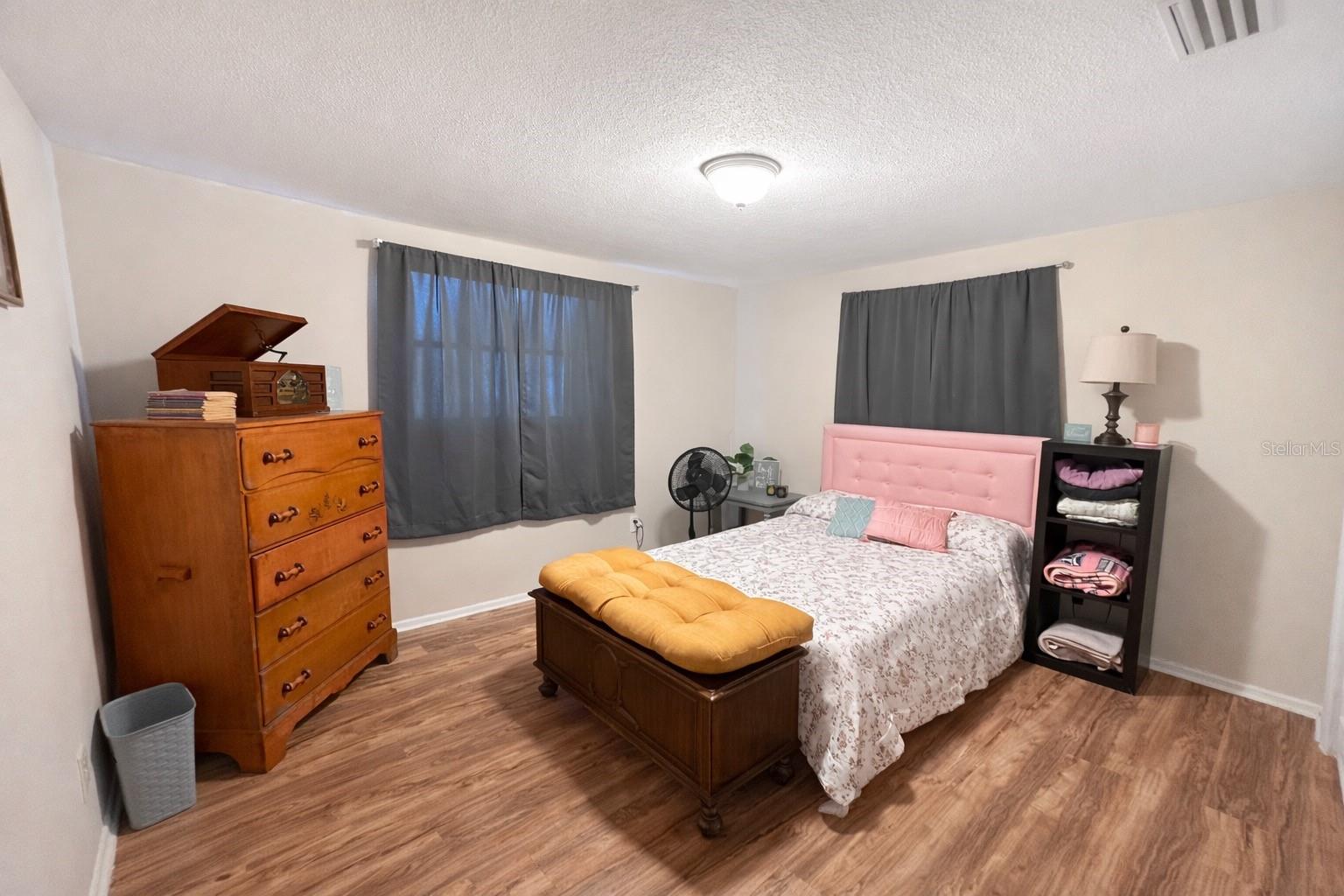 Image 19 of 30 For 4600 Bowl Street