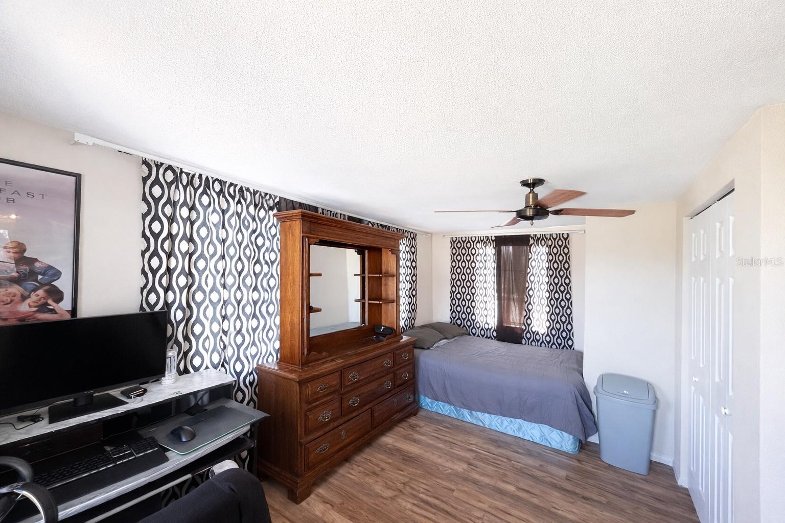 Image 20 of 30 For 4600 Bowl Street