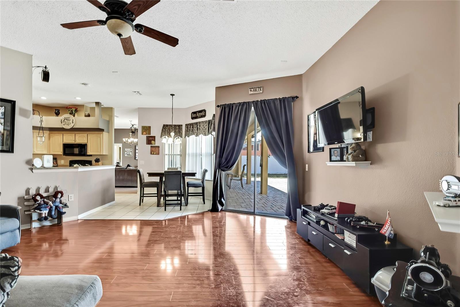 Image 17 of 44 For 4771 Sand Ridge Boulevard