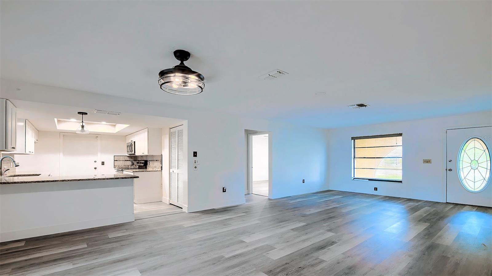 Image 12 of 56 For 12050 Cavern Road