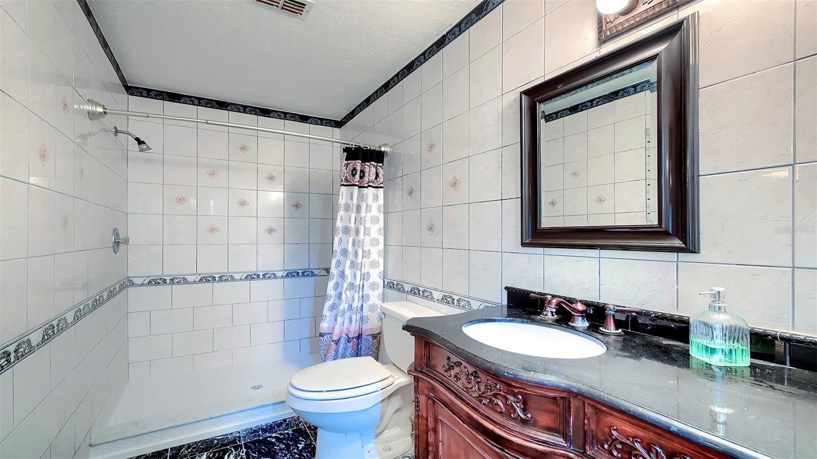 Image 22 of 56 For 12050 Cavern Road