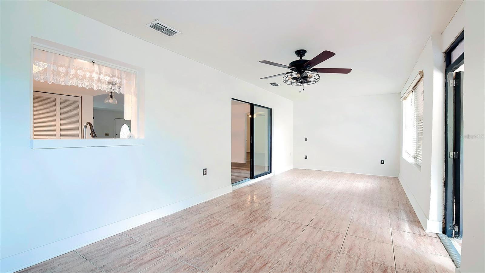 Image 55 of 56 For 12050 Cavern Road