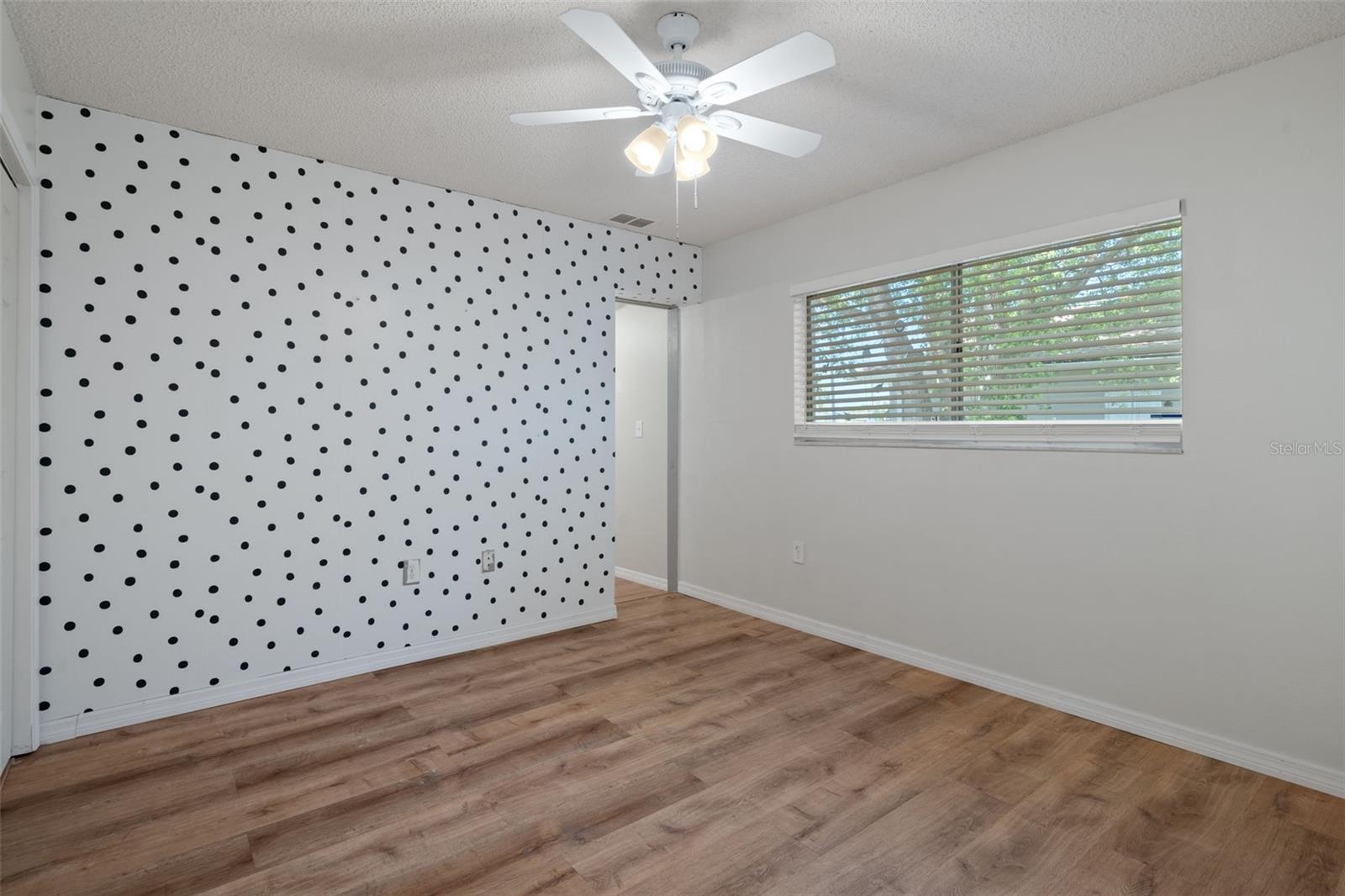 Image 21 of 38 For 2079 Trenton Avenue