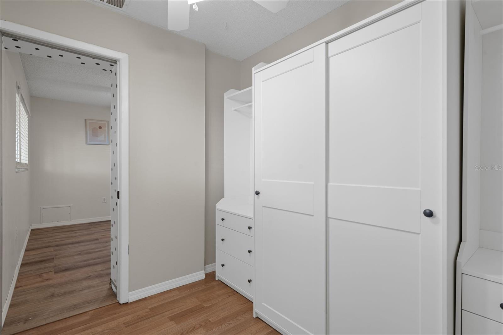 Image 23 of 38 For 2079 Trenton Avenue