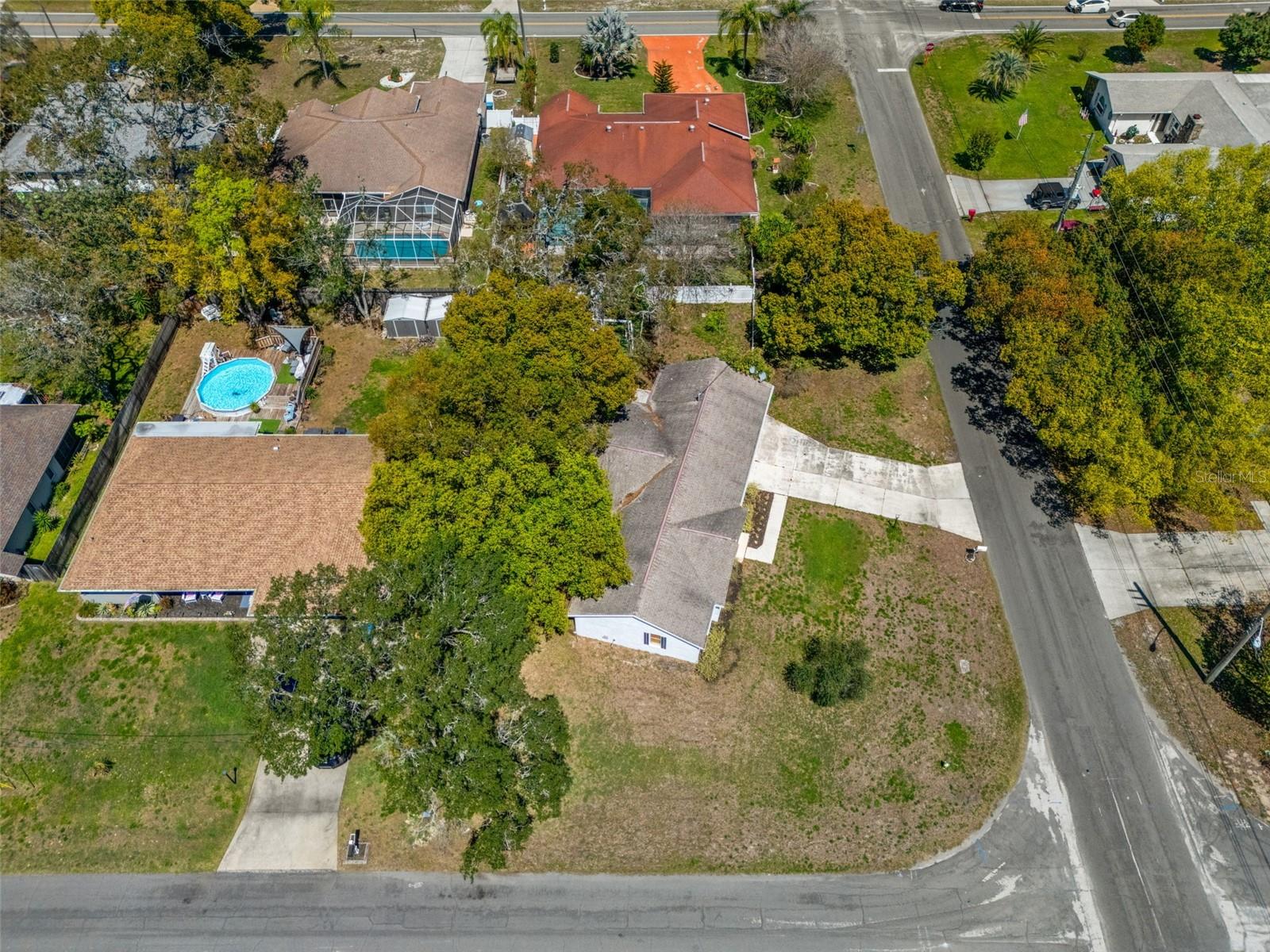 Image 37 of 38 For 2079 Trenton Avenue