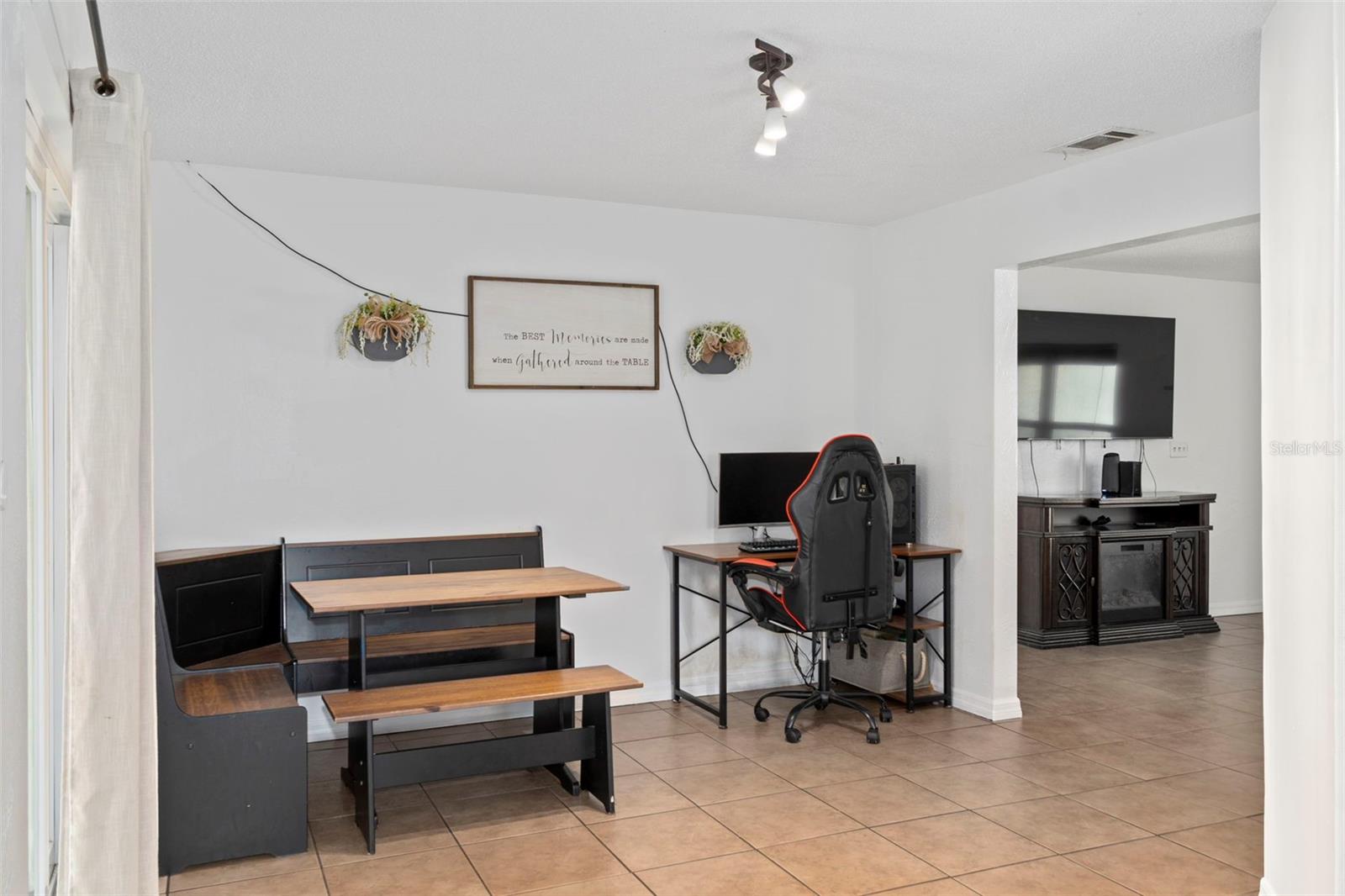 Image 11 of 37 For 6732 Pomander Avenue