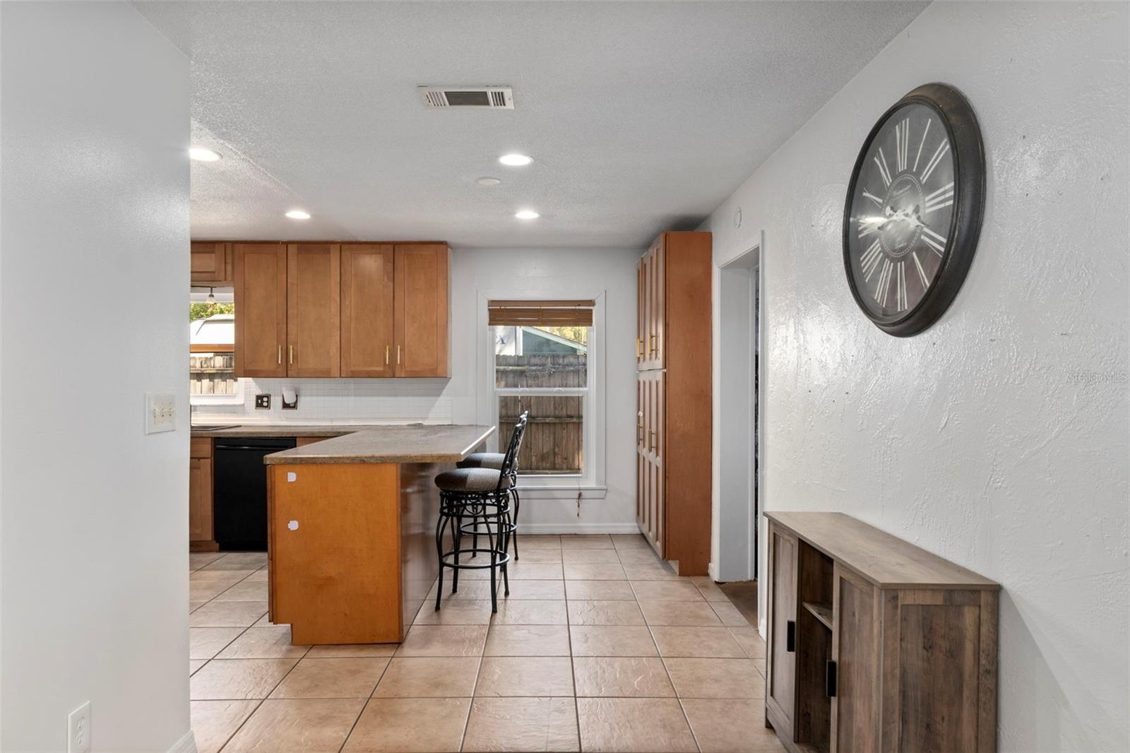 Image 12 of 37 For 6732 Pomander Avenue