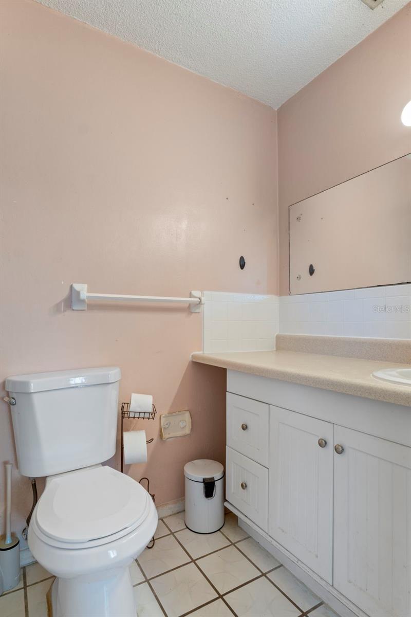 Image 22 of 37 For 6732 Pomander Avenue