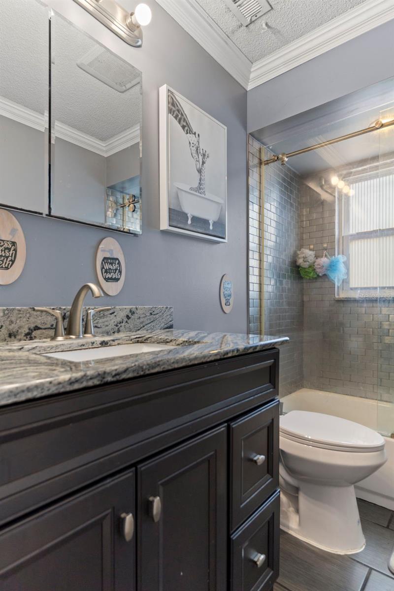 Image 25 of 37 For 6732 Pomander Avenue