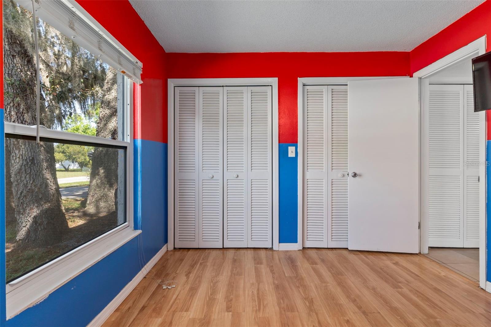 Image 27 of 37 For 6732 Pomander Avenue