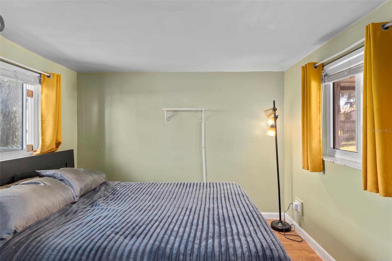 Image 28 of 37 For 6732 Pomander Avenue