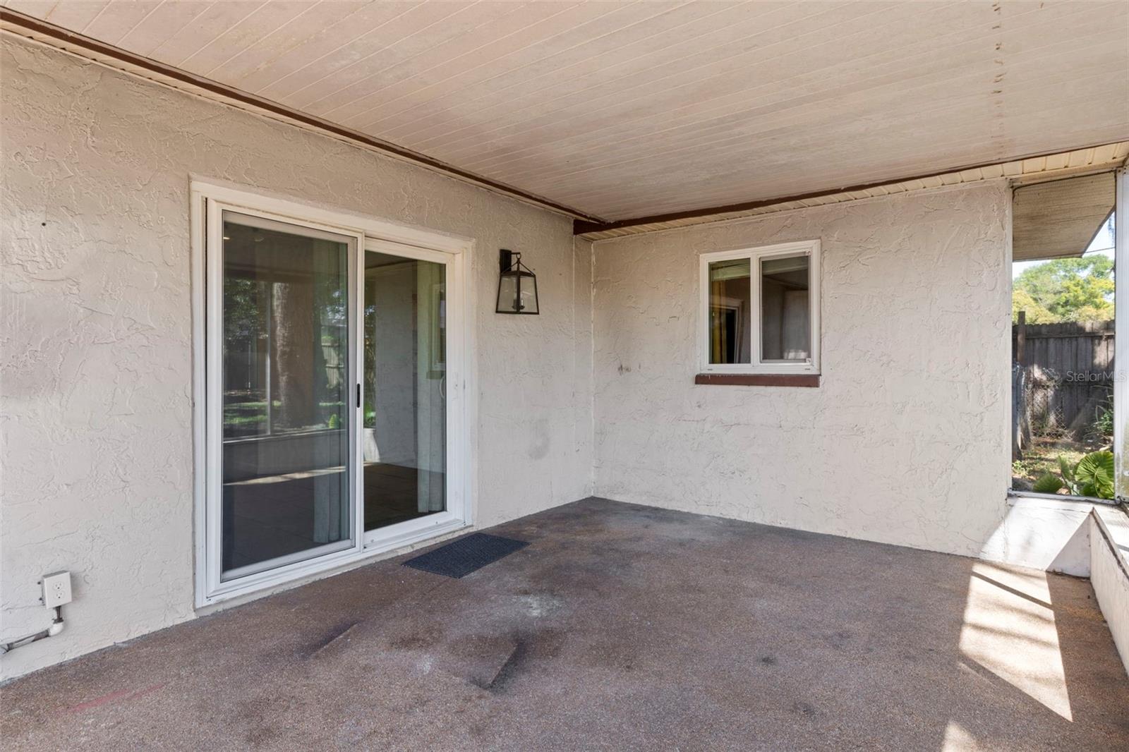 Image 31 of 37 For 6732 Pomander Avenue