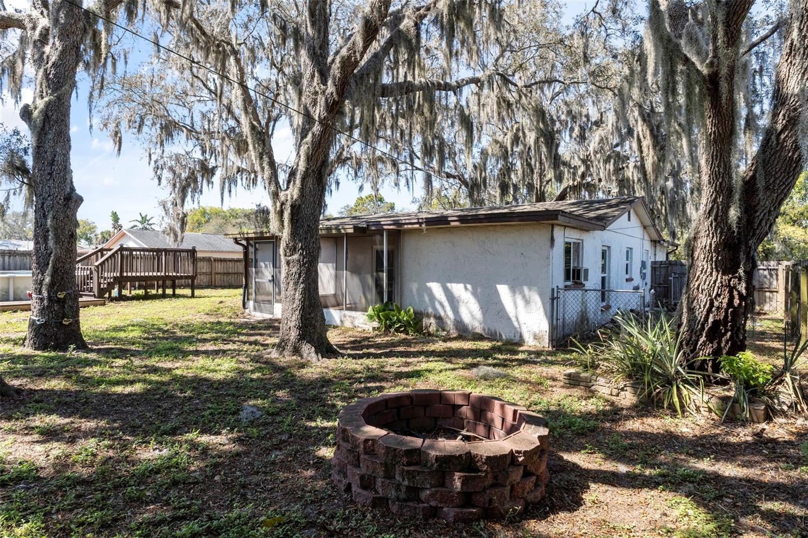 Image 35 of 37 For 6732 Pomander Avenue