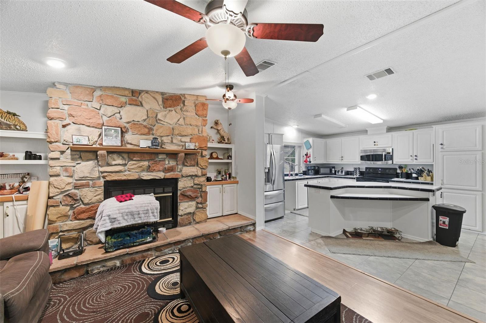 Image 16 of 73 For 9634 Pat Street