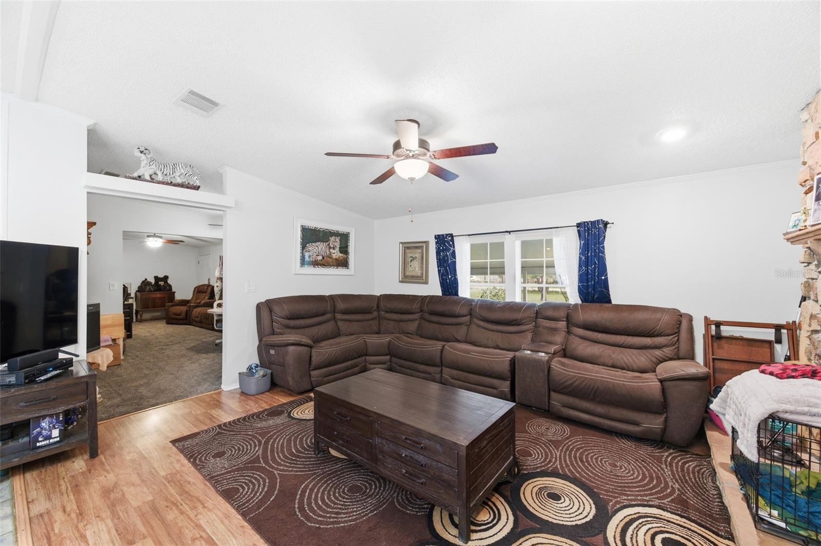 Image 19 of 73 For 9634 Pat Street