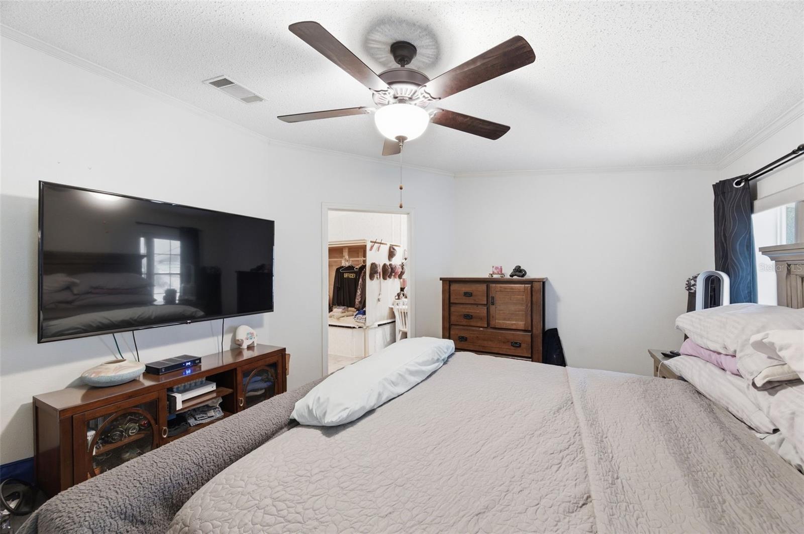 Image 29 of 73 For 9634 Pat Street