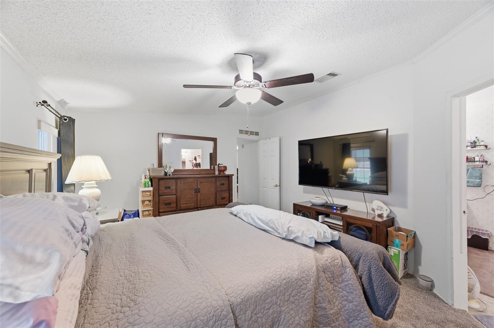 Image 30 of 73 For 9634 Pat Street