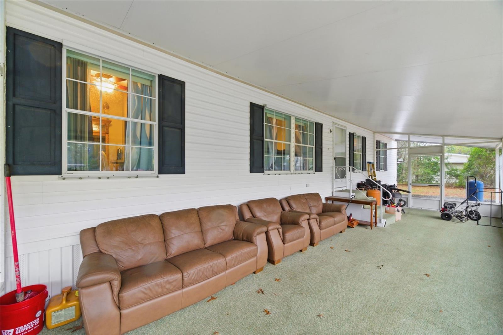 Image 9 of 73 For 9634 Pat Street