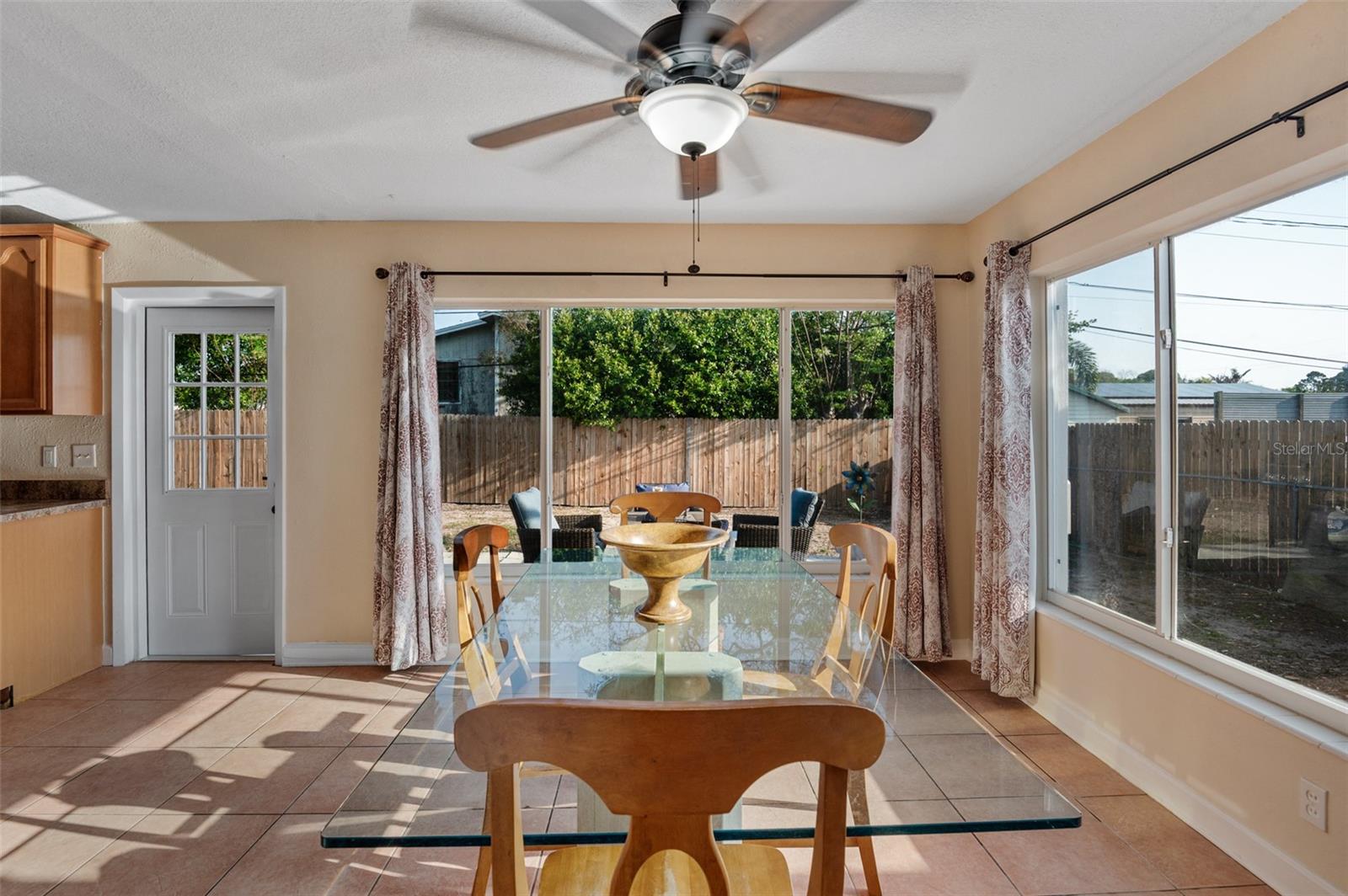 Image 16 of 33 For 1106 Connecticut Road