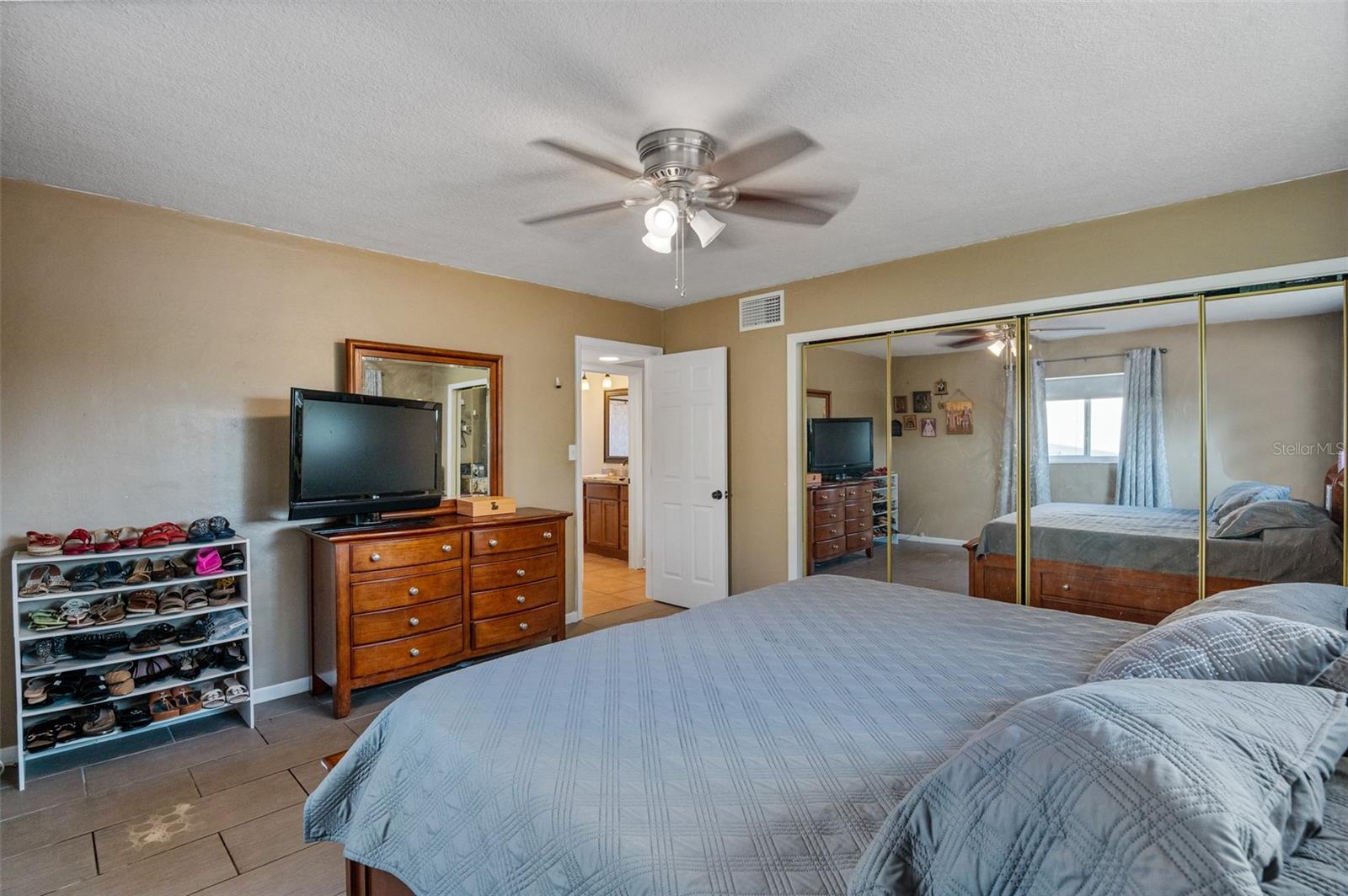 Image 22 of 33 For 1106 Connecticut Road