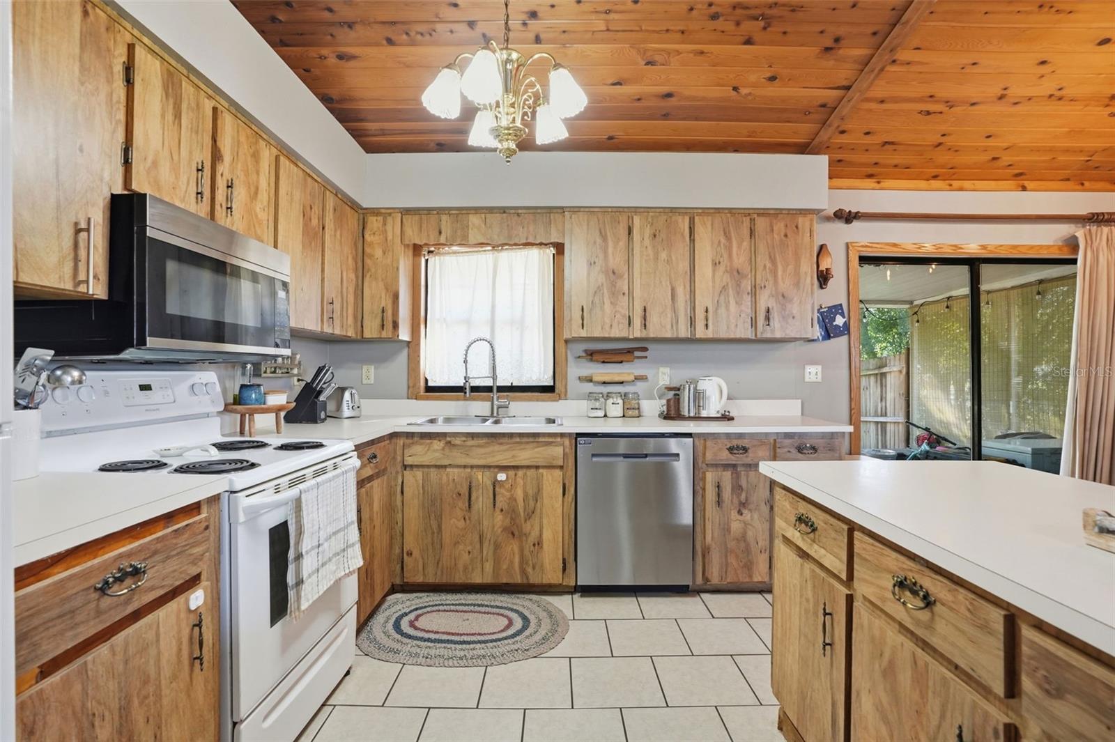 Image 16 of 38 For 33241 Westwood Drive