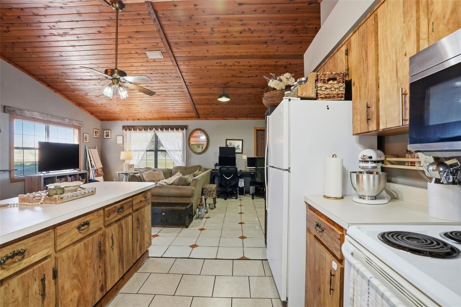 Image 17 of 38 For 33241 Westwood Drive