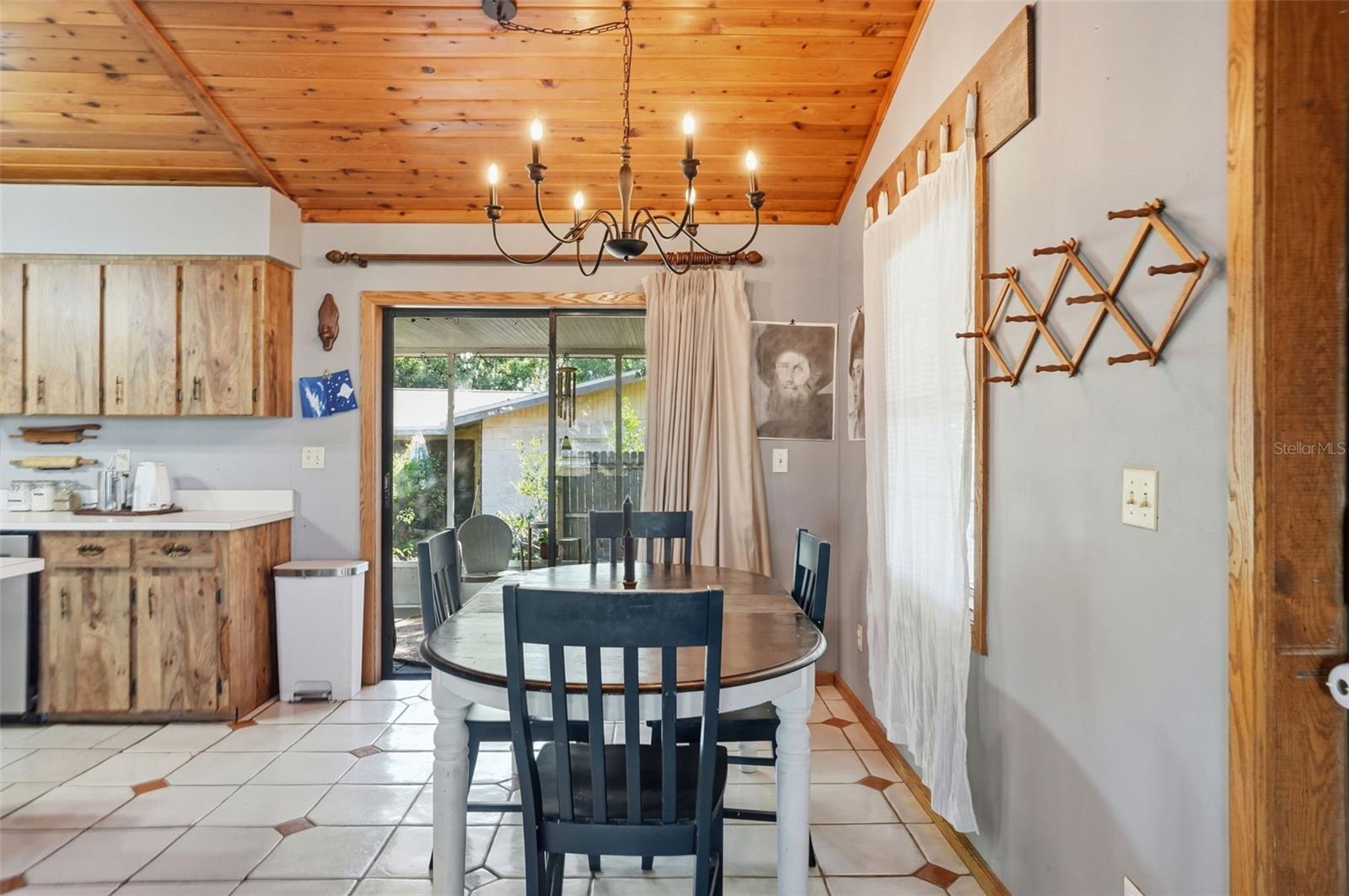 Image 19 of 38 For 33241 Westwood Drive