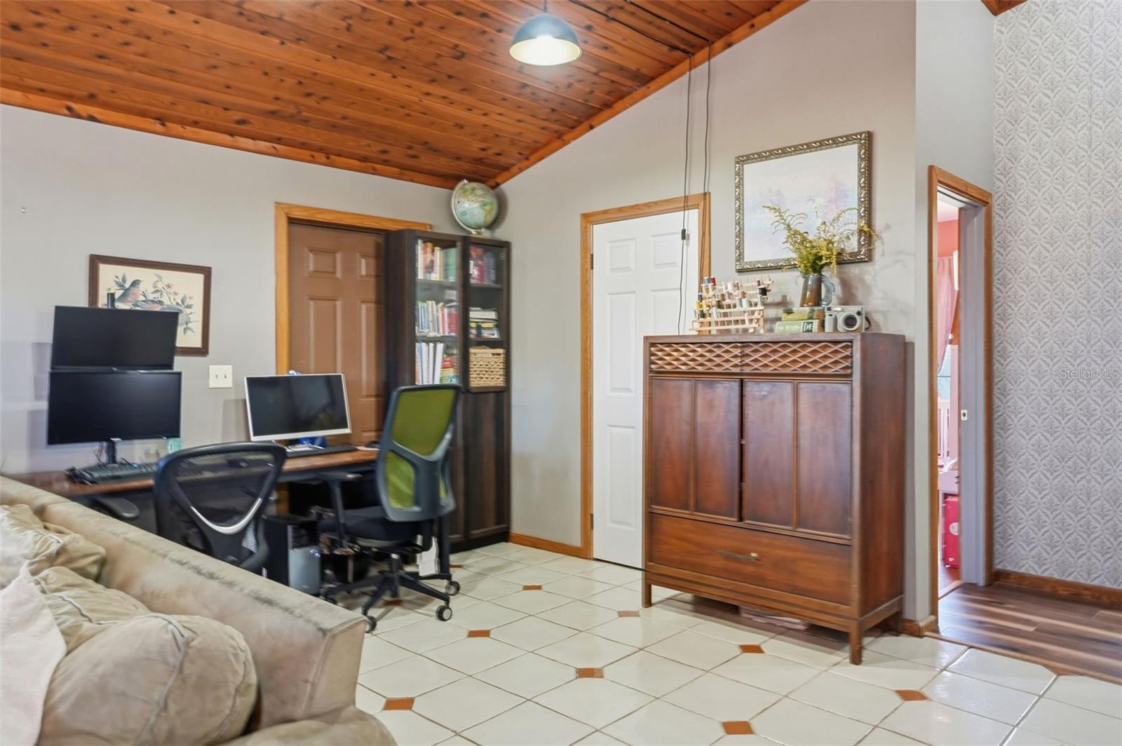 Image 20 of 38 For 33241 Westwood Drive