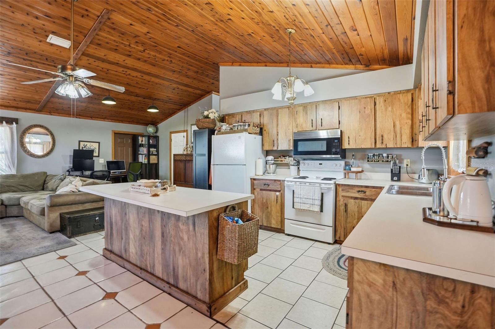 Image 9 of 38 For 33241 Westwood Drive