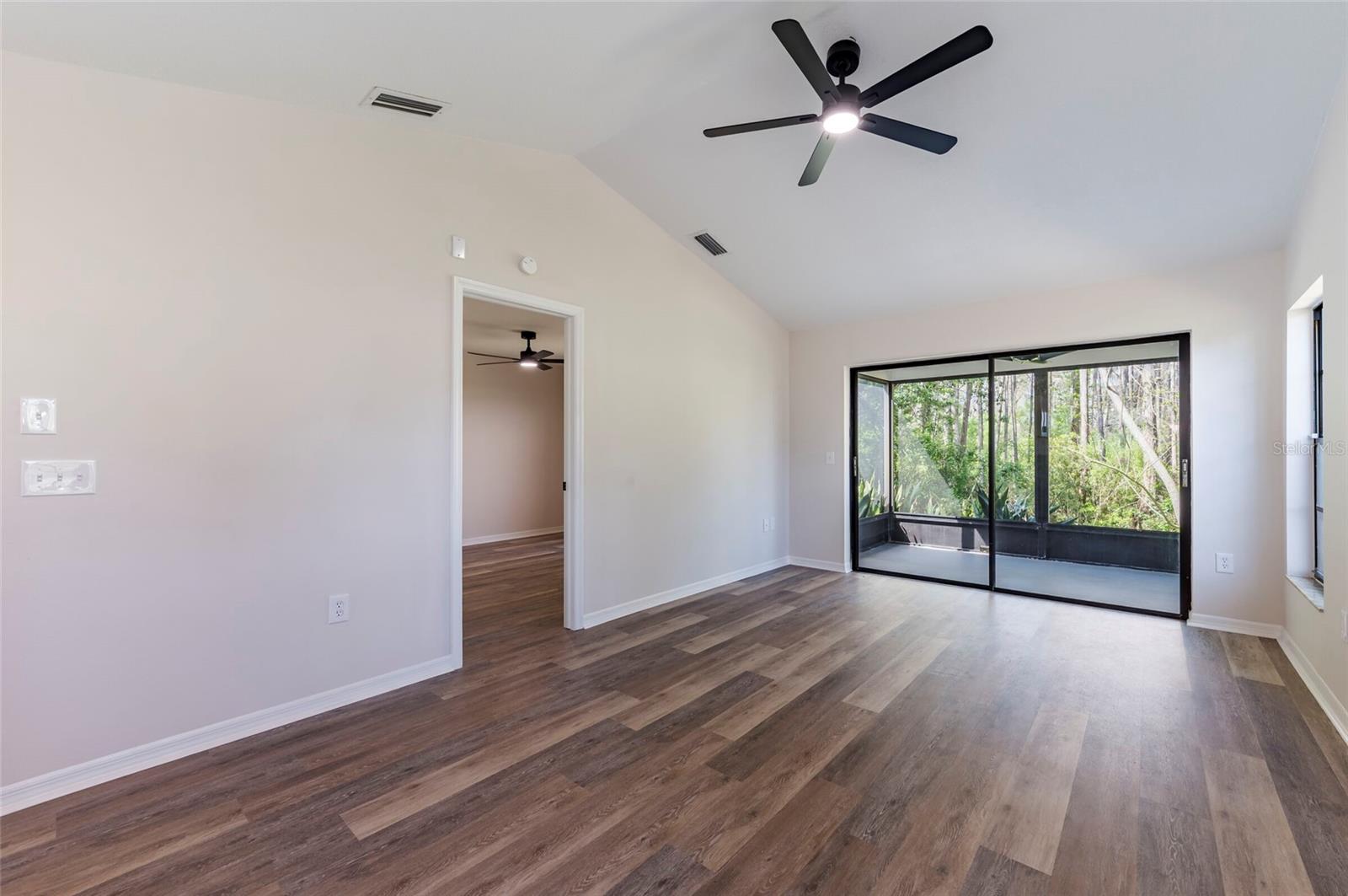 Image 11 of 26 For 13237 Molitor Court 13237