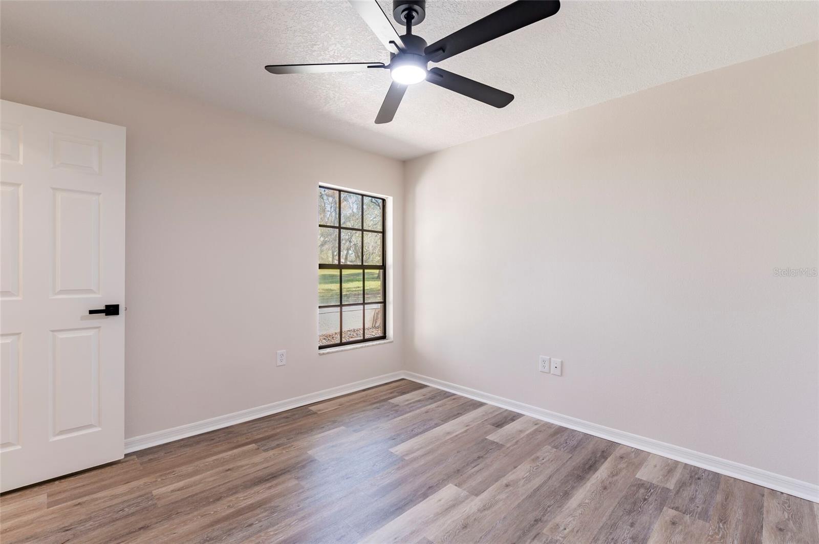 Image 16 of 26 For 13237 Molitor Court 13237