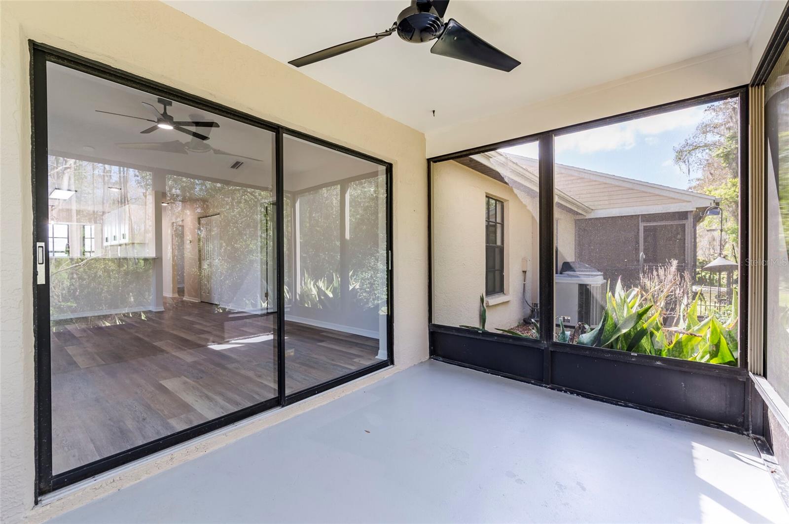 Image 19 of 26 For 13237 Molitor Court 13237